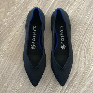 Rothys black pointed toe flats